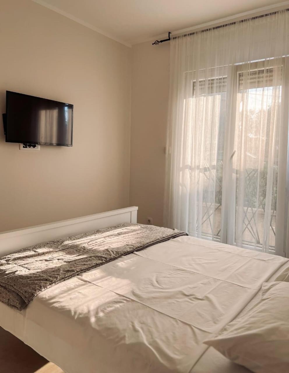 M&N Residence Тиват Номер фото