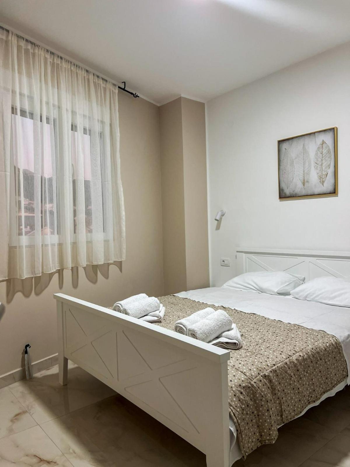 M&N Residence Тиват Номер фото