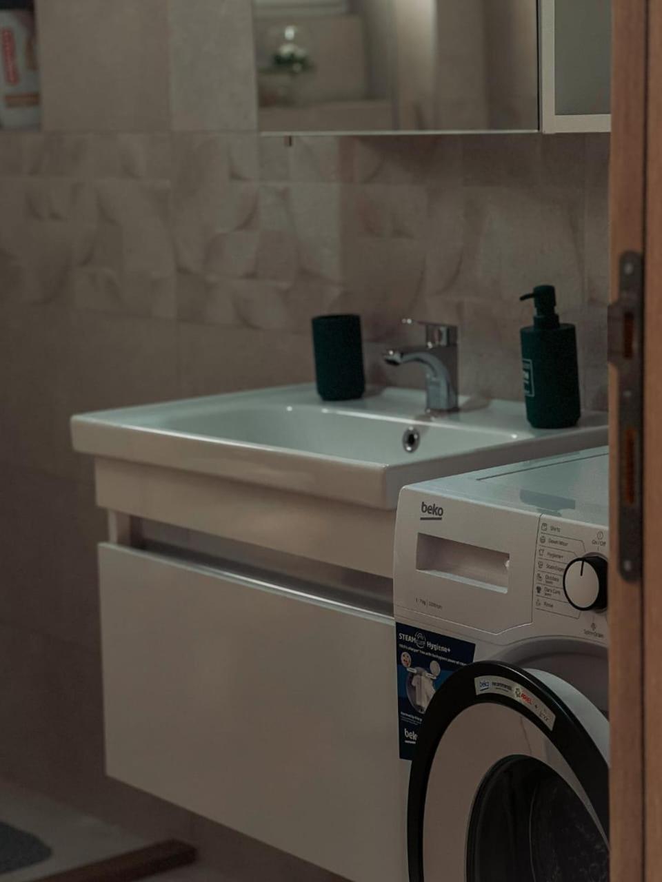 M&N Residence Тиват Номер фото